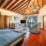 Villa Toledo *